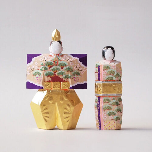 繭／奈良町南観光案内所：一刀彫 荒木義人 立雛を展示販売いたします