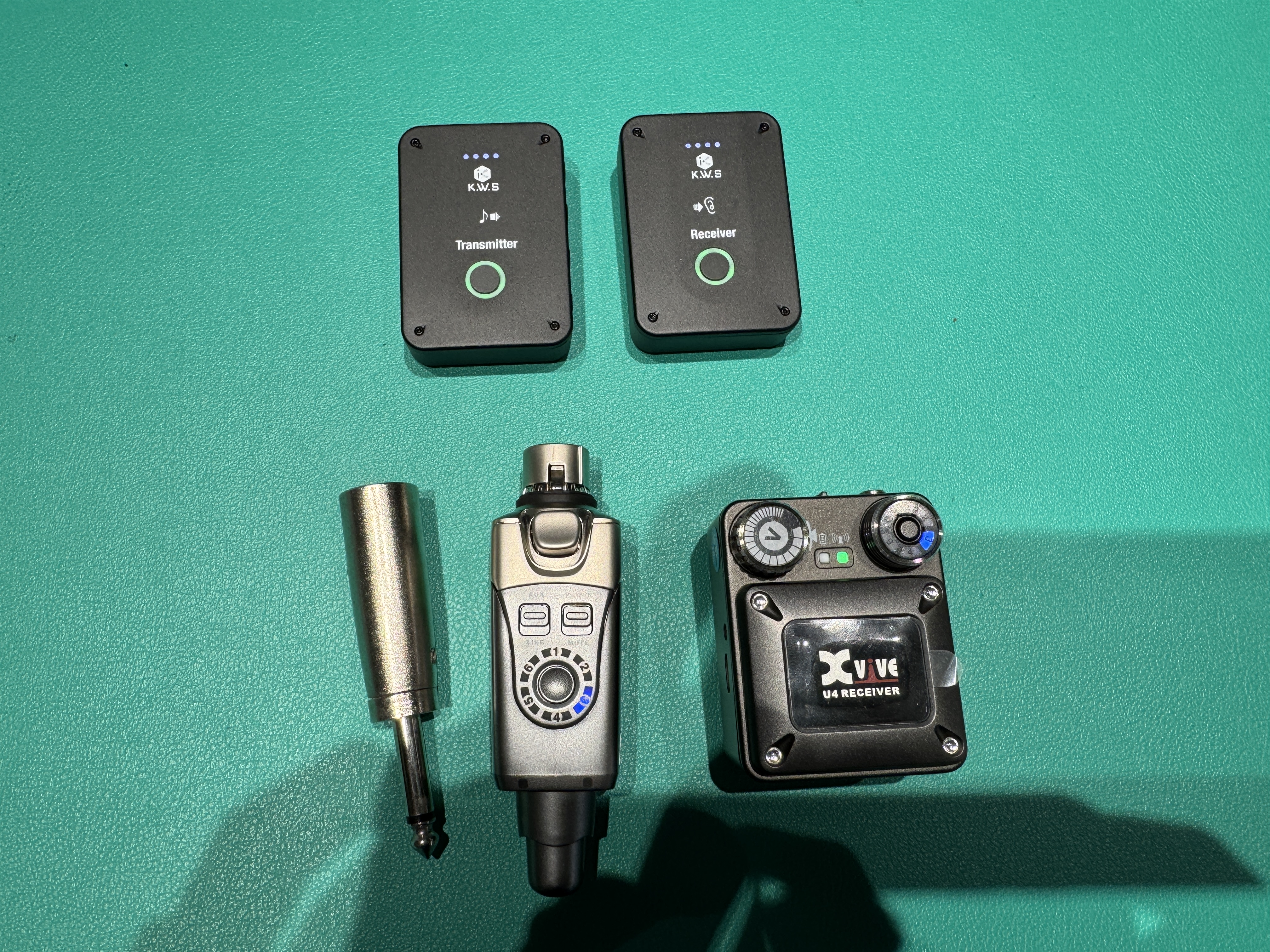 実機レビュー】K.W.Sより超低価格なワイヤレスイヤモニシステムKWS-EM1