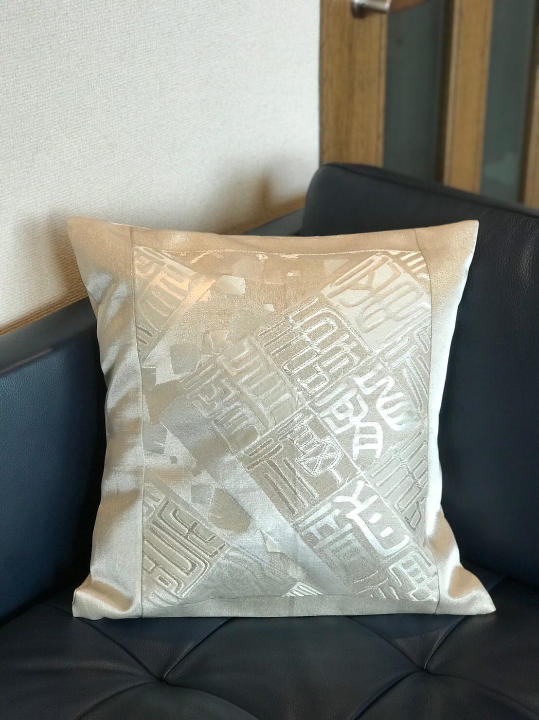 45×45 アンティーク帯リメイクのクッションカバー | BARRIQUE TOKYO