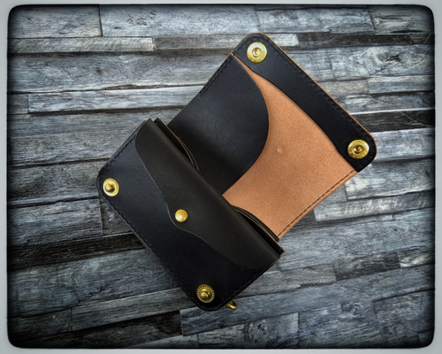 お札を折らず収納☆◇トラッカー ショート ウォレット-Ⅱ ◇ 茶芯 二