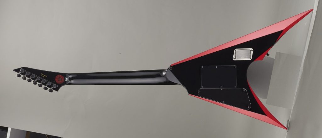 エレキギター】ESP×BABYMETALコラボモデル “E-II ARROW-7 BABYMETAL