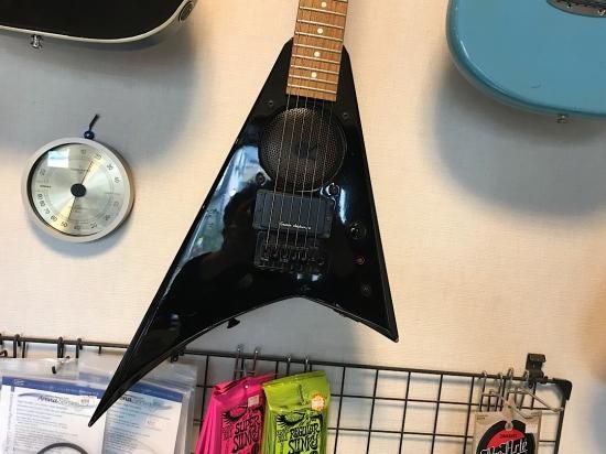 GROVER JACKSON GJR-R40SP ランディVのアンプ内蔵ミニモデル