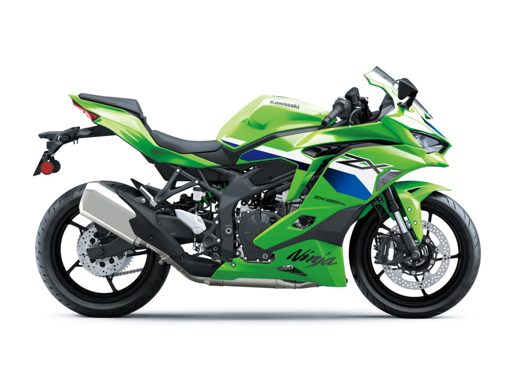 速報！2026年モデルNinja ZX-25RとZX-4R発表！25はRRが国内初導入