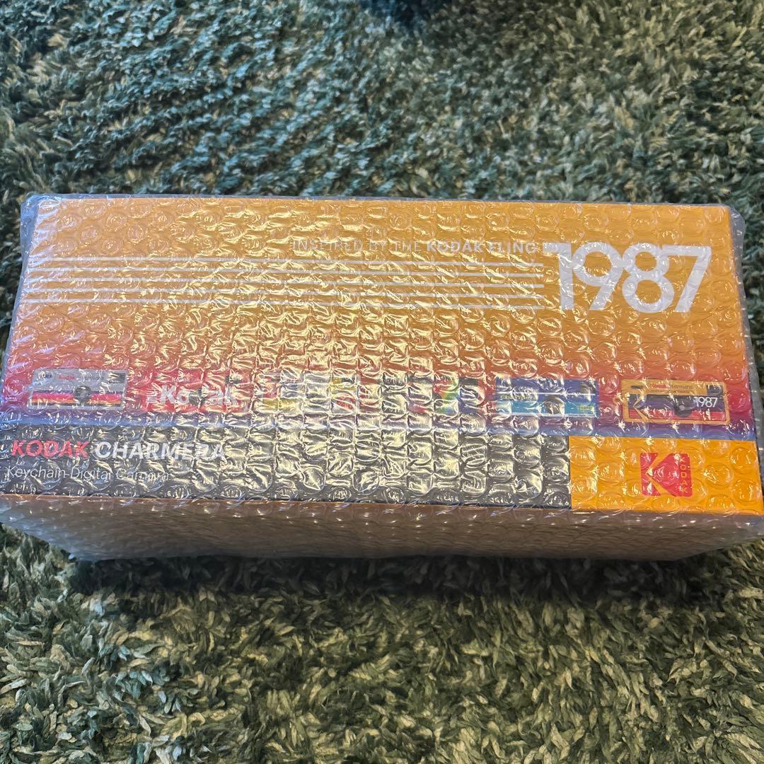 新品 Kodak Charmera キーチェーンデジタルカメラ カートン 未開封 Amazon.com : KODAK CHARMERA Keychain Digital Camera Blind Box