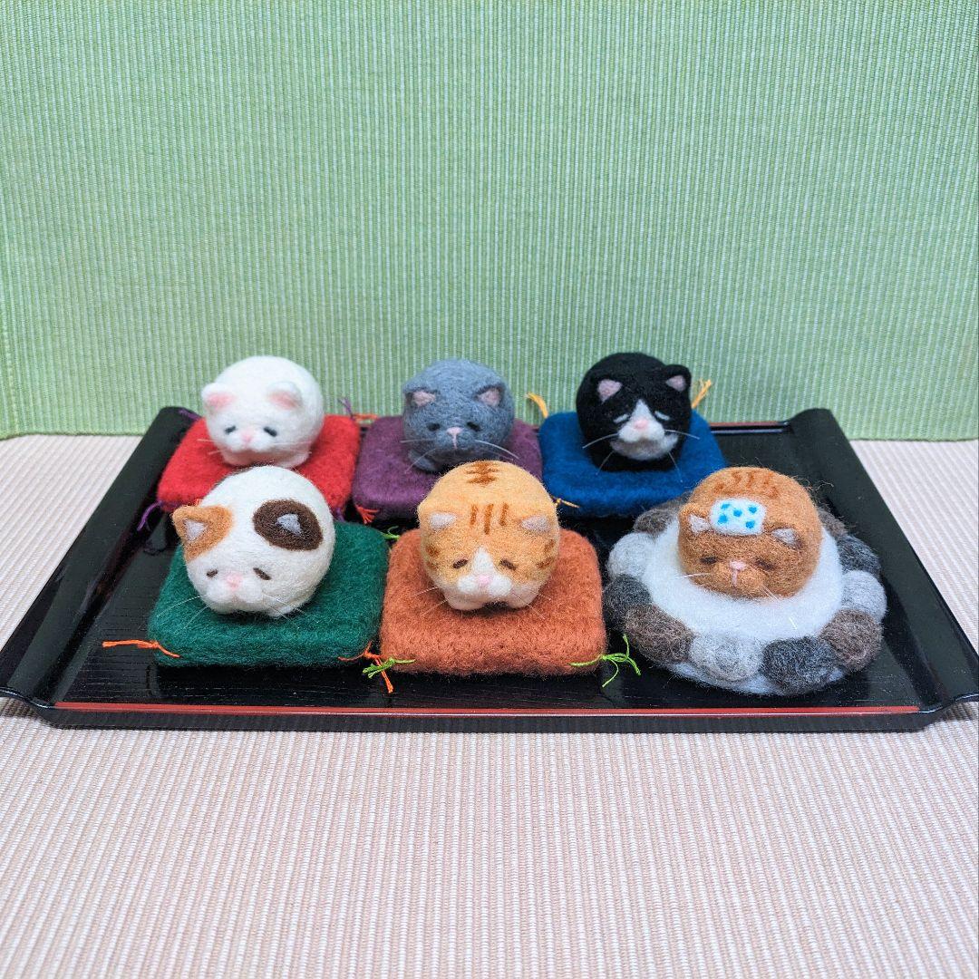 羊毛フェルト 作品 まんじゅう猫ファミリー 【バラ売り可】 羊毛フェルト 作品 まんじゅう猫ファミリー 【バラ売り可】