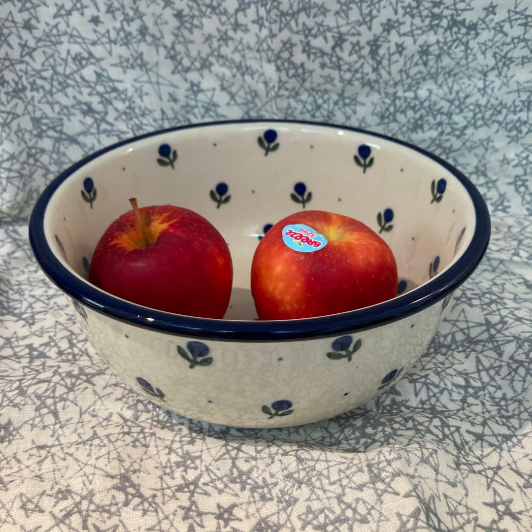 青い花模様のボウル 直径20cm ポーリッシュポタリー　ポーランド食器 青い花模様のボウル 直径20cm ポーリッシュポタリー ポーランド食器
