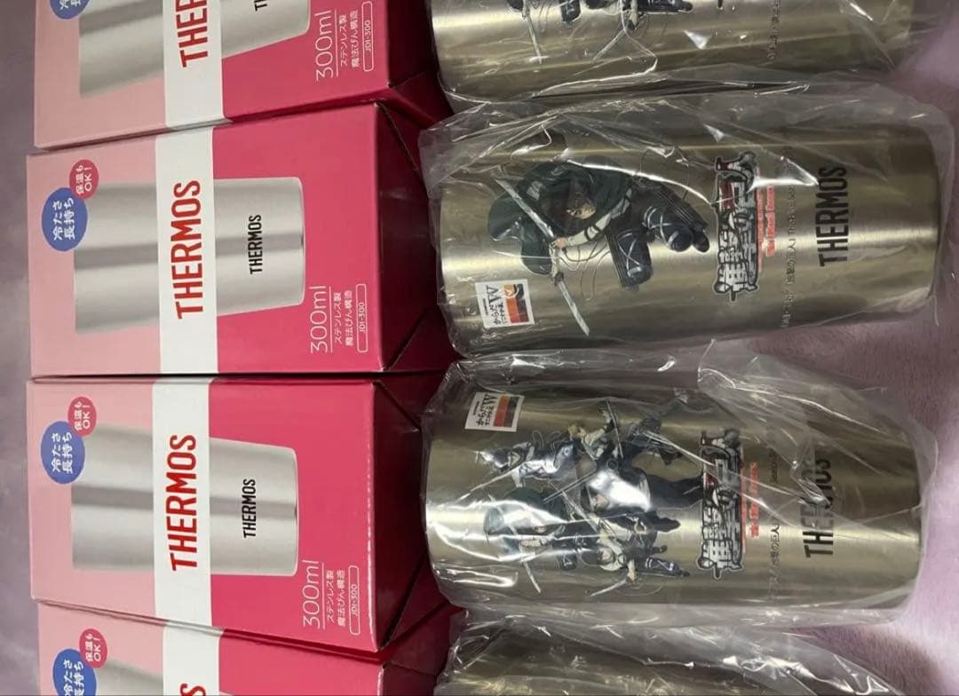 進撃の巨人 タンブラー 非売品コンプリート からだすこやか茶W - メルカリ