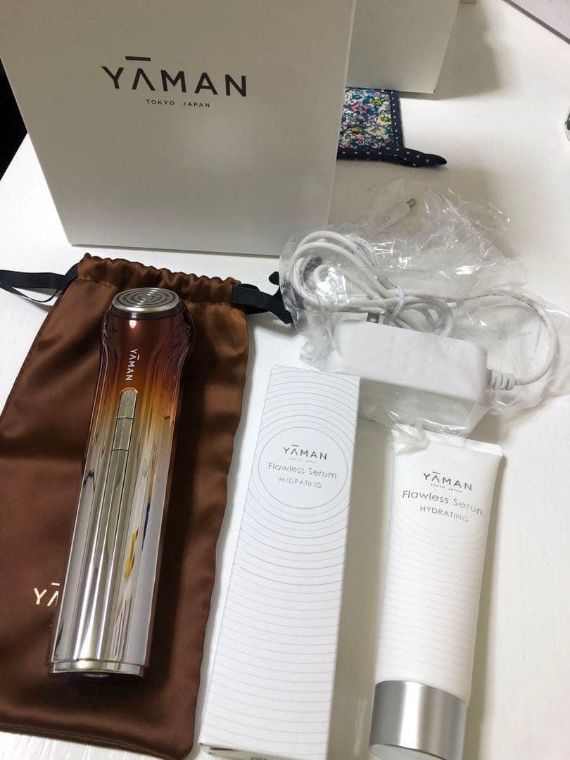 Yaman ヤーマン Bloom 5 ブルーム ファイブ EMS美顏器 理想のエイジングケアを追求したRF美顔器「Bloom 5（ブルームファイブ