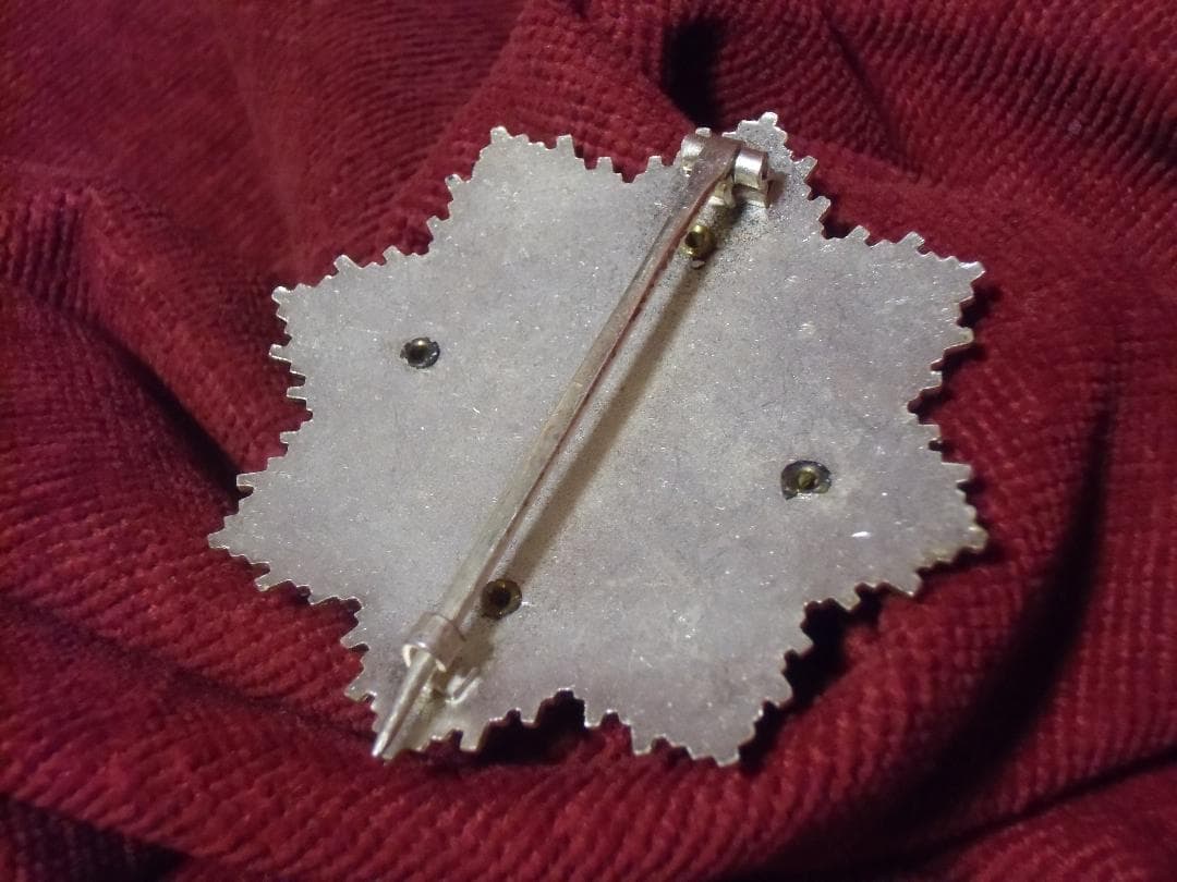 ＢＷドイツ軍/連邦軍＊１９５７年制定＊ドイツ十字章・金章（勲章） ドイツ軍・2級鉄十字章 商品詳細｜サムズミリタリ屋｜東京都北区東田端