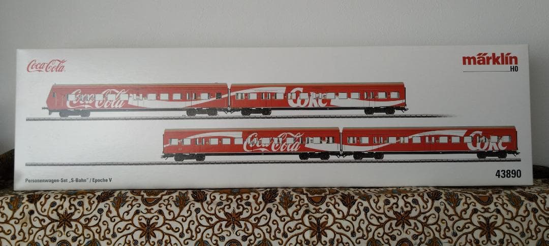 メルクリンHOデジタル　BR111電気機関車とコカ・コーラS-バーン列車セット メルクリン(Marklin) Class S 3/6 39438- 外国型 欧州型 鉄道模型専門