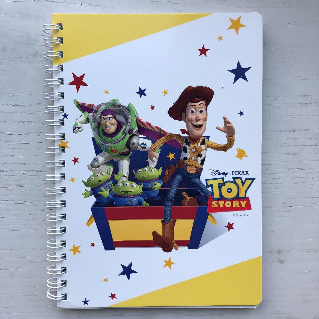 トイストーリー　メモ帳　非売品 ディズニー トイストーリー 30th スクエアメモ 集合 文具 日本製 Disney