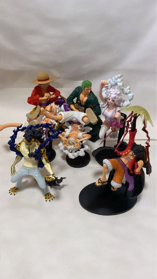 ワンピース フィギュア 8体セット - メルカリ