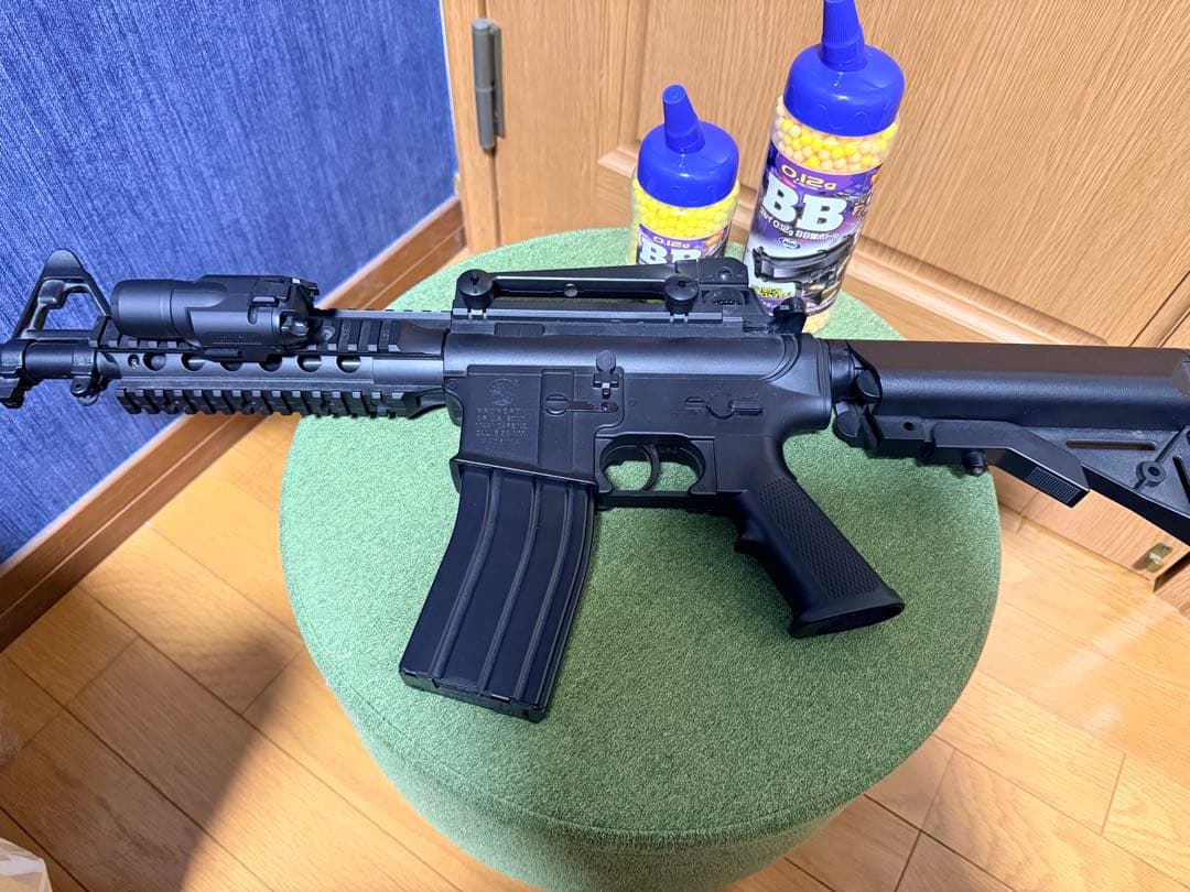 電動ガン LIGHT PRO M4 CQB ブラック＋0.12gBB弾 M4 CQB ブラック - 電動ガンLIGHT PRO | 東京マルイ エアソフトガン