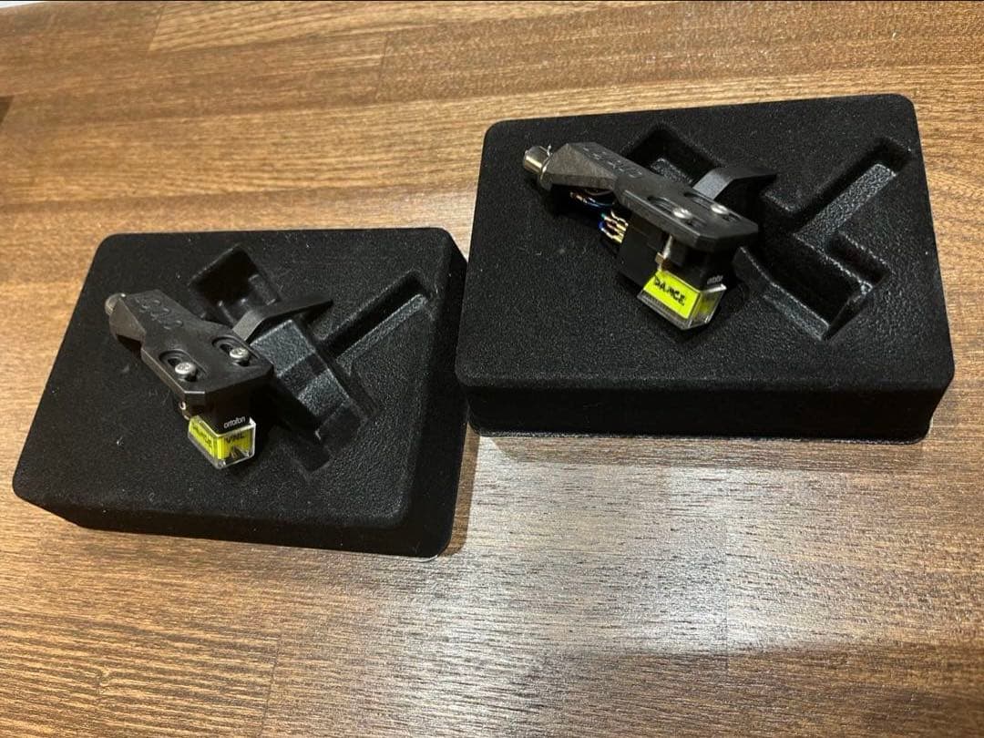 【ほぼ新品！】ortofon/カートリッジ2本セット ortofonのカートリッジ「OM Night Club S 2本セット」のご紹介です。